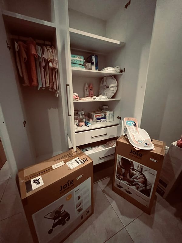 Baby Veronika’s room loading… 🤩🎀